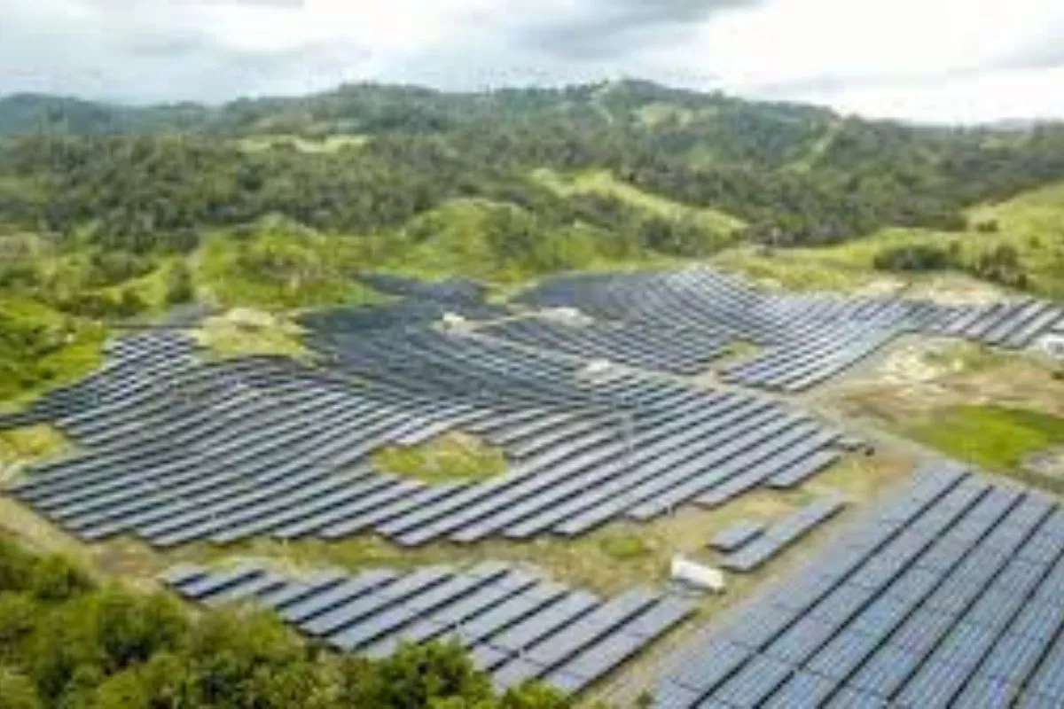 Transisi Energi: Bauran EBT Lampaui Target, PLN Tingkatkan Kapasitas