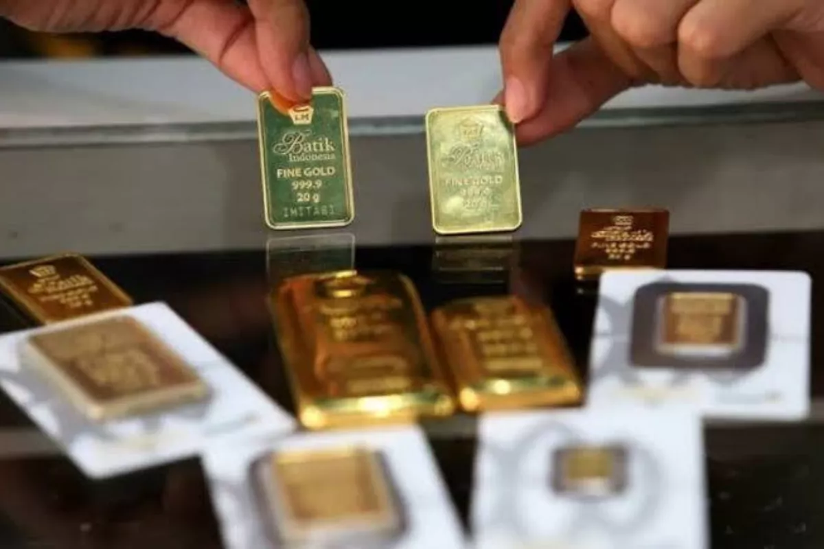 Harga Emas Hadapi Tekanan Bertubi-tubi