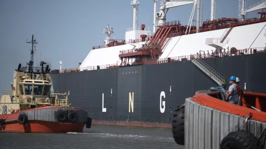 PLN Jamin Operasional Aman dari Gejolak Harga LNG Dunia 2026