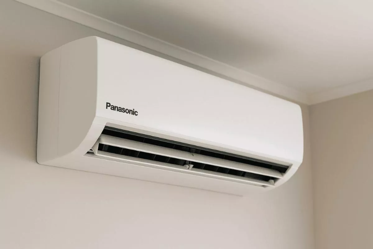 7 Rekomendasi Merk AC yang Cepat Dingin dengan Teknologi Inverter