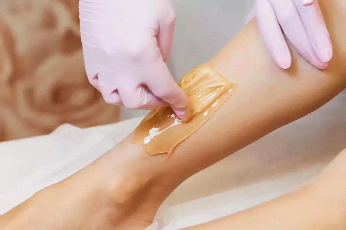 Lebih Awet Mana untuk Kulit Halus, Waxing atau Laser?