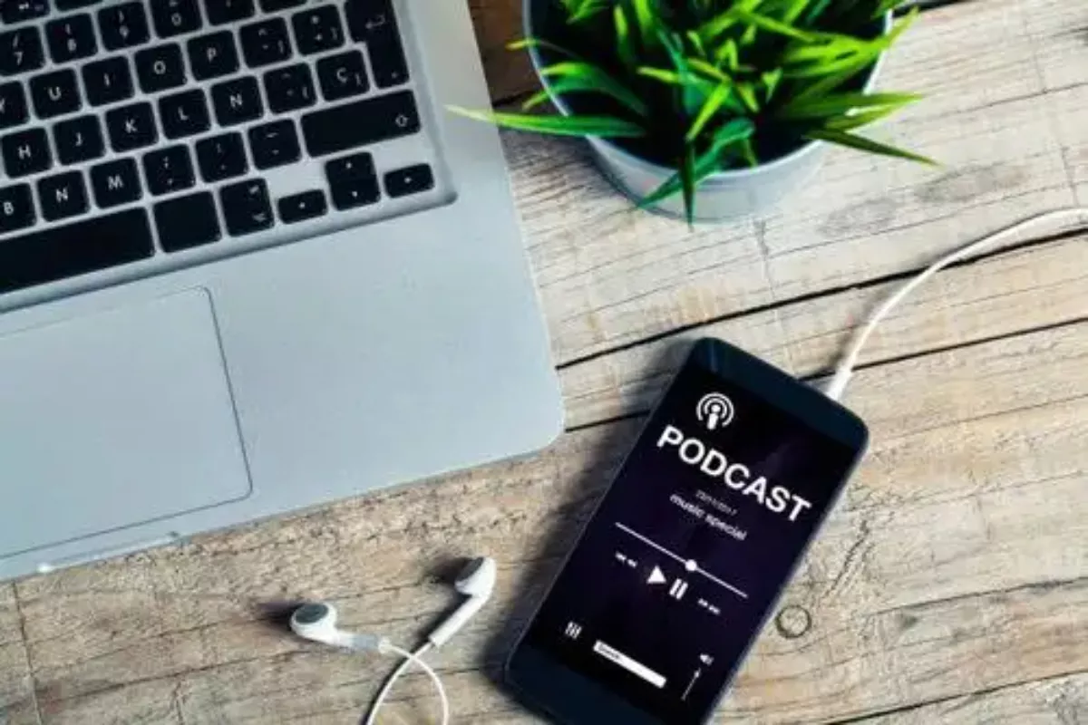 Tips Memulai Podcasting Modal HP: Cara Jadi Podcaster Terkenal