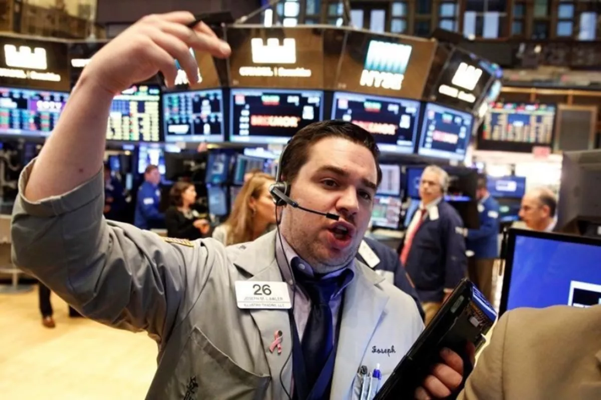 Reli Saham Teknologi Dorong Wall Street Cetak Rekor Tertinggi Baru