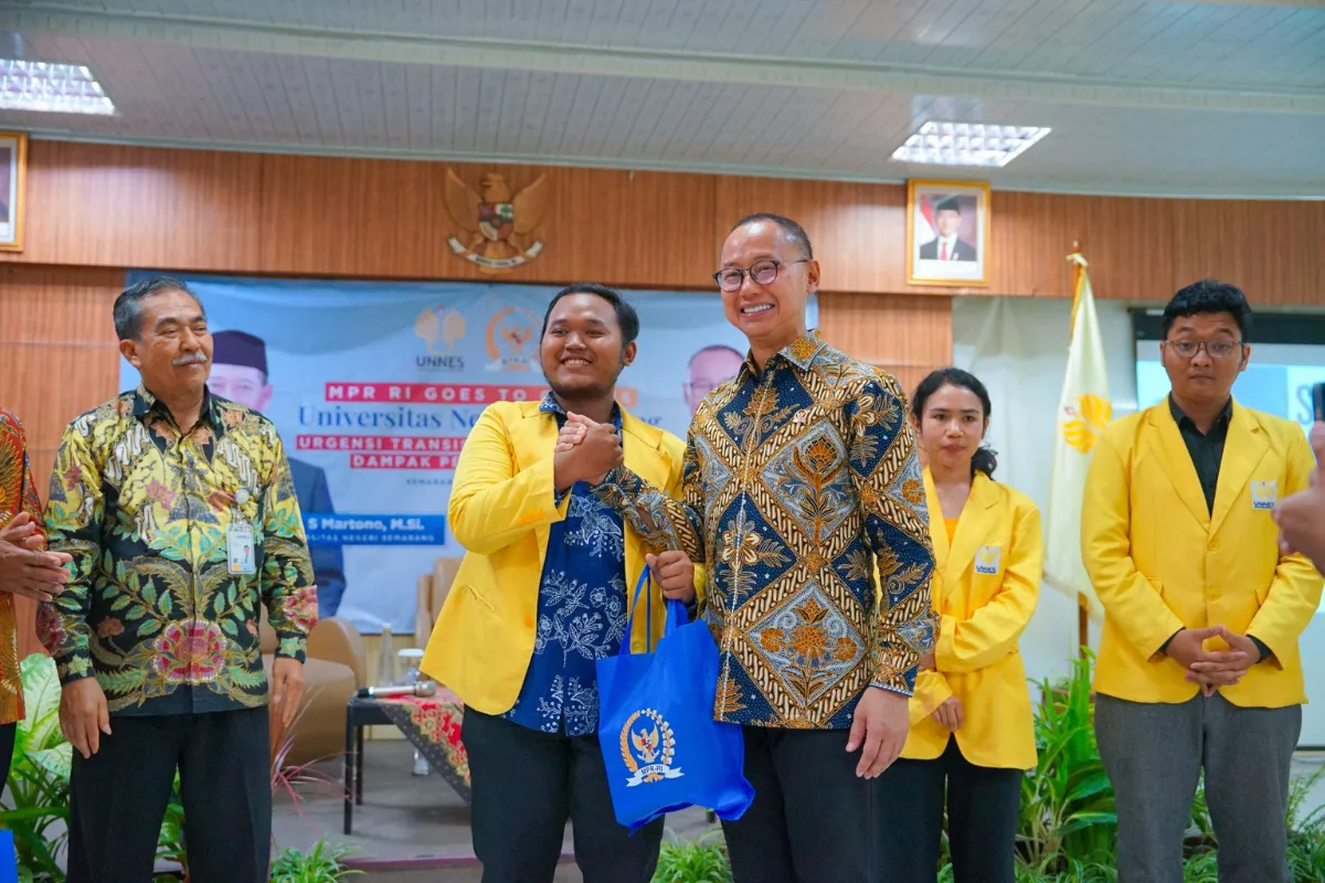 Inovasi Energi Terbarukan, Mahasiswa Unnes Lakukan Riset di Malaysia