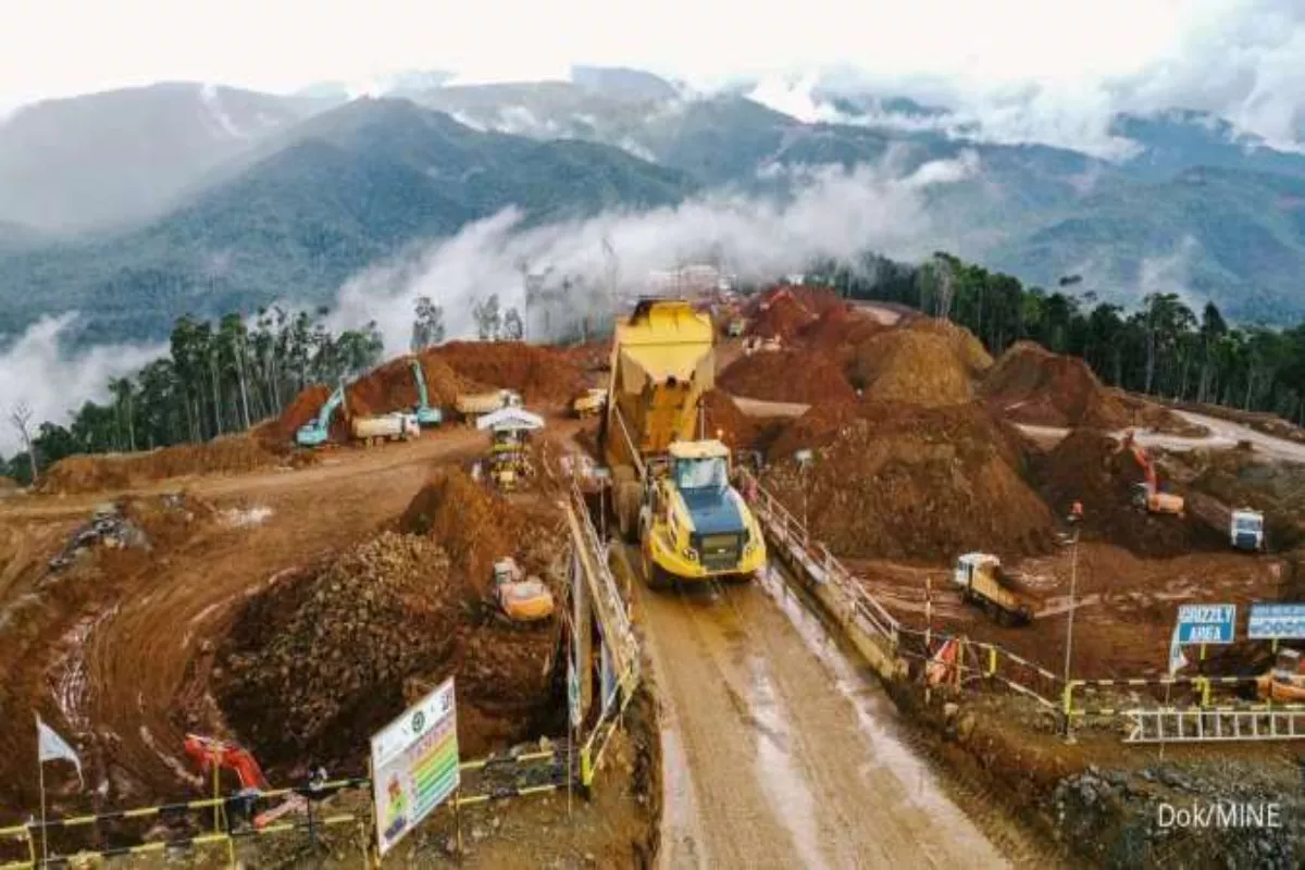 Beban Melonjak di Kuartal Satu 2026 Laba Bersih MINE Tergerus