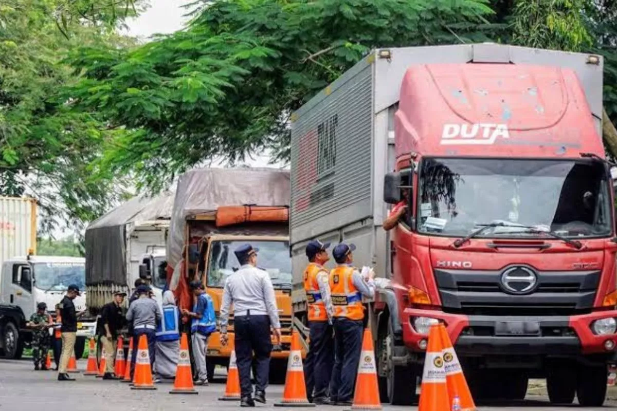 Menhub Tegaskan Penanganan Kendaraan ODOL Dilakukan Hulu ke Hilir