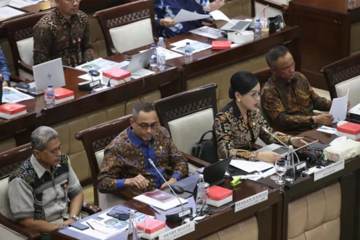  Genjot Likuiditas, OJK Segera Revisi POJK Perdagangan Karbon 