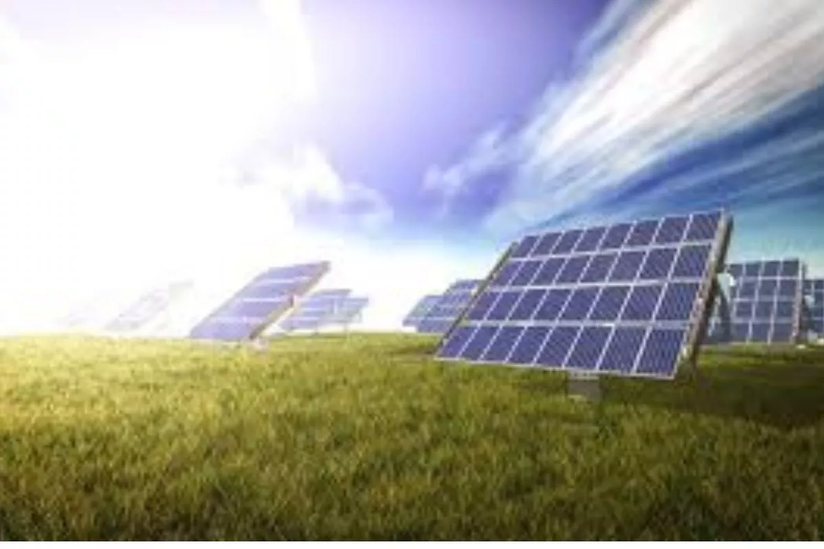 AS Perketat Aturan Panel Surya China, Industri Khawatir Terhambat