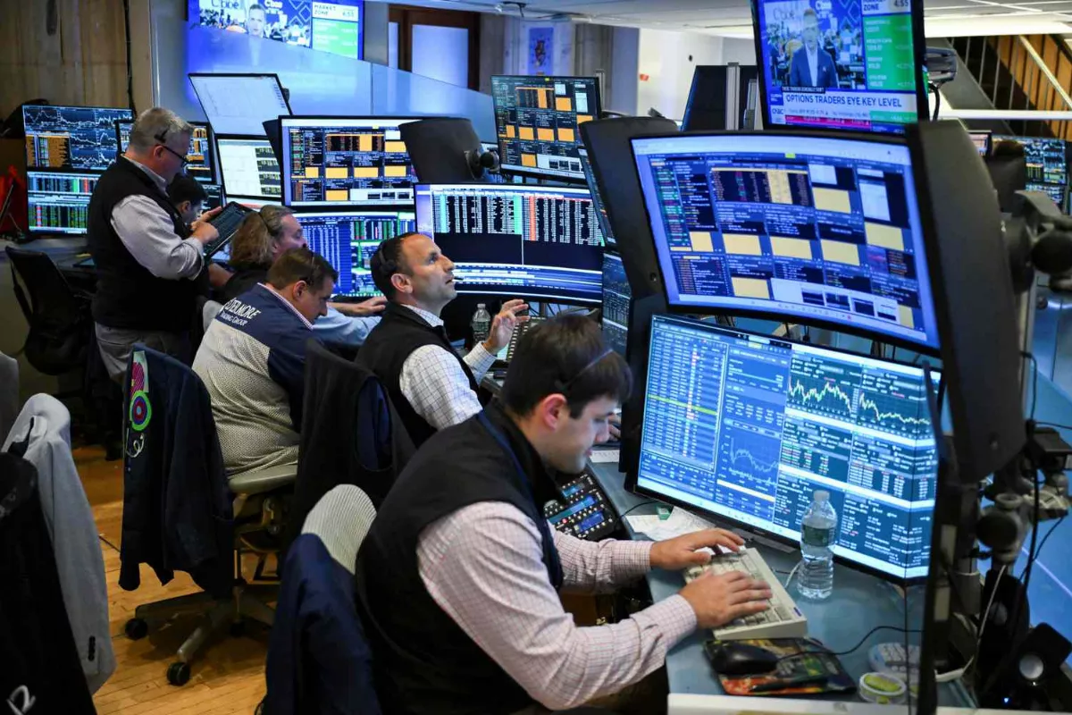 IHSG Ditutup Naik 0,11 Persen, Saham AKRA dan ADRO Jadi Top Gainers