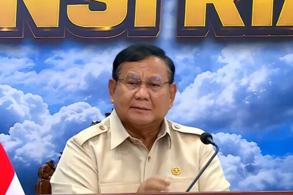Prabowo Minta Izin Korporasi Pembakar Lahan Dicabut Tanpa Ragu