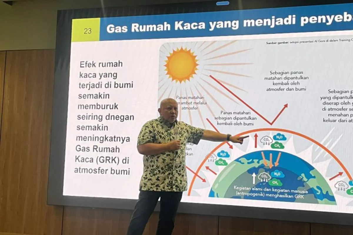Dukung Target NZE 2060, Kalimantan Pacu Pengembangan Energi Bersih