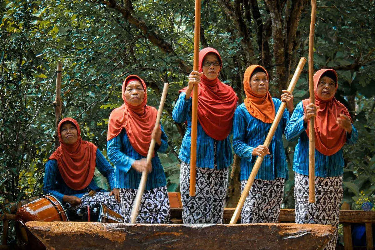 Astra Kembangkan Desa Kemiren lewat Pelestarian Budaya Osing