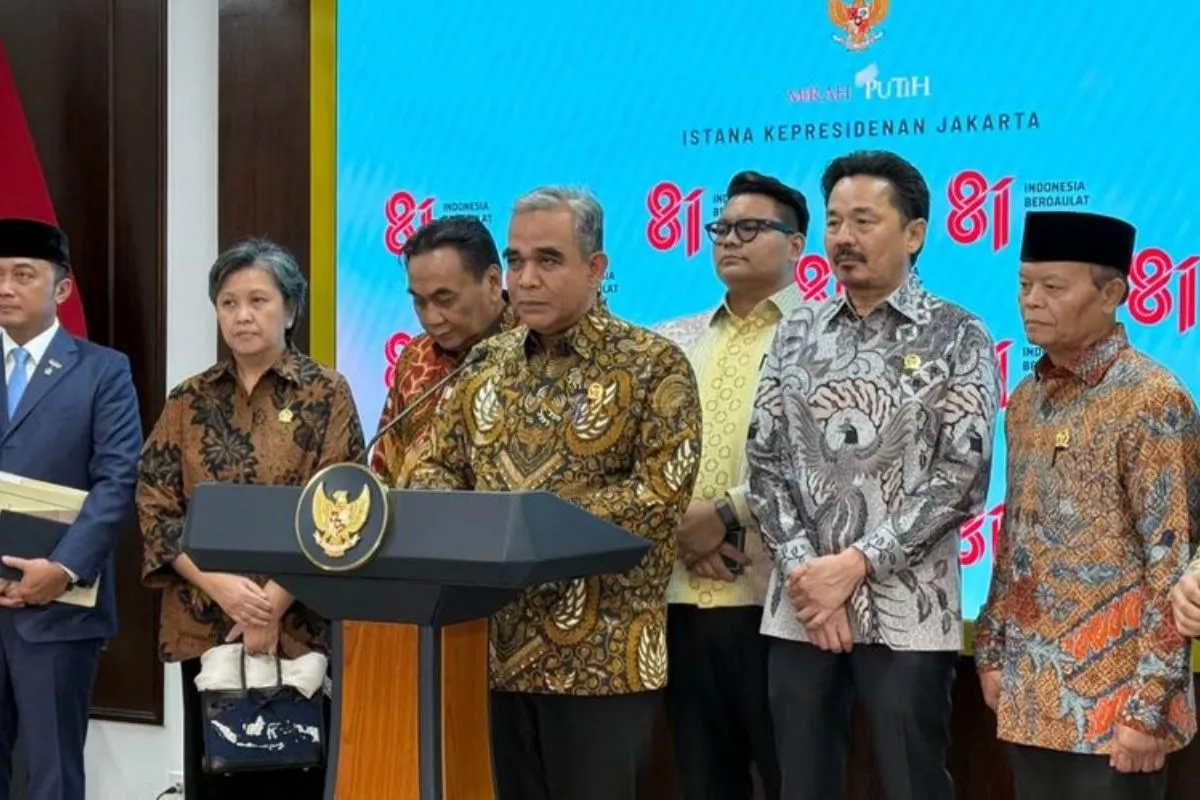 Pimpinan MPR Ziarah ke Makam Bung Hatta, Kenang Konsep Koperasi