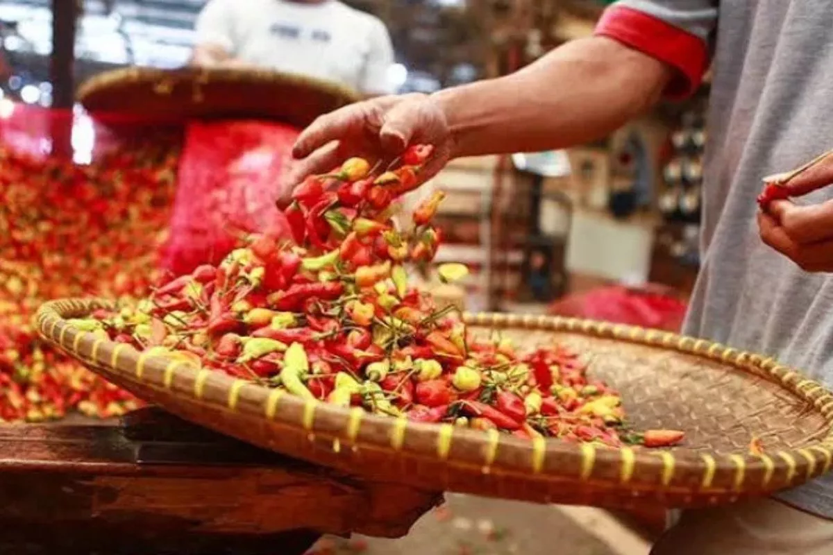 Harga Cabai Rawit Merah Tembus Rp61.450/kg, Telur Rp31.800/kg