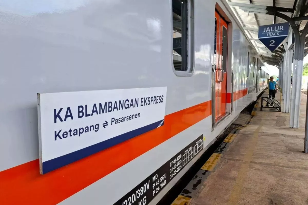 KA Blambangan Ekspres Cetak Rekor Rute Kereta Terpanjang di Indonesia dengan Jarak 1.031 Kilometer