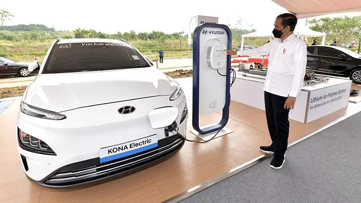 Aturan Baru Pajak Mobil dan Motor Listrik Per April 2026 Resmi Rilis