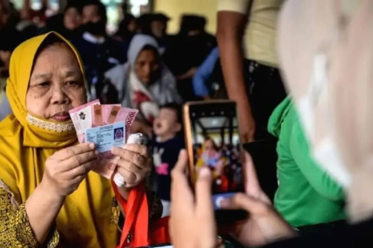 Pemerintah Uji Coba Portal Perlinsos untuk Bansos Digital