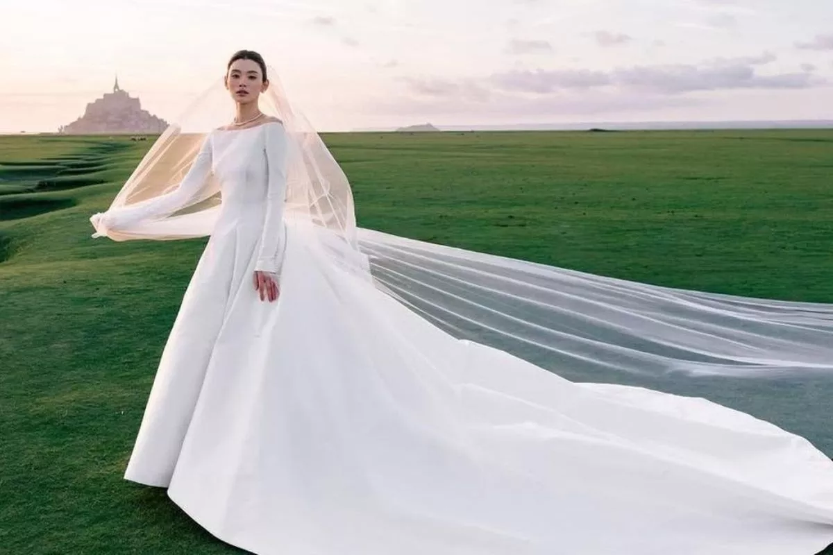 Intip Keanggunan Tiga Gaun Pernikahan Mewah Model Ming Xi