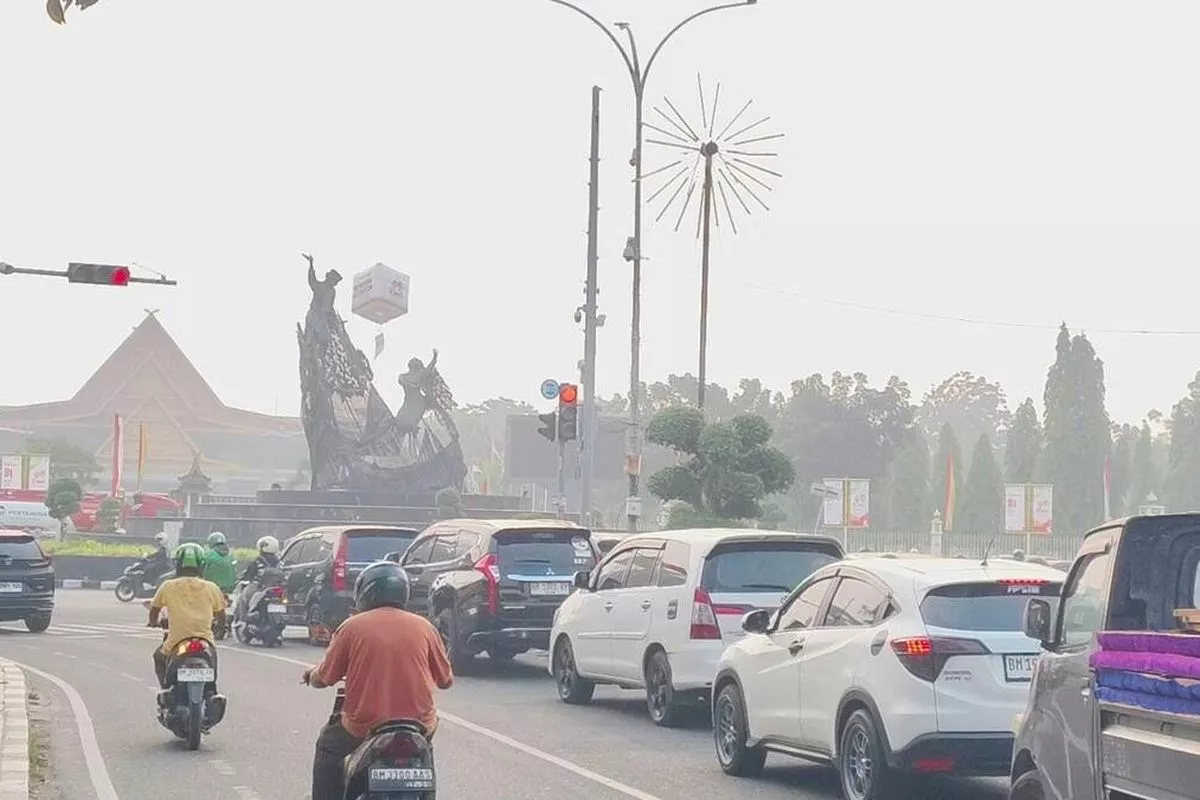 BMKG Prakirakan Hujan Hingga Kabut Asap Guyur Kota Besar Hari Ini