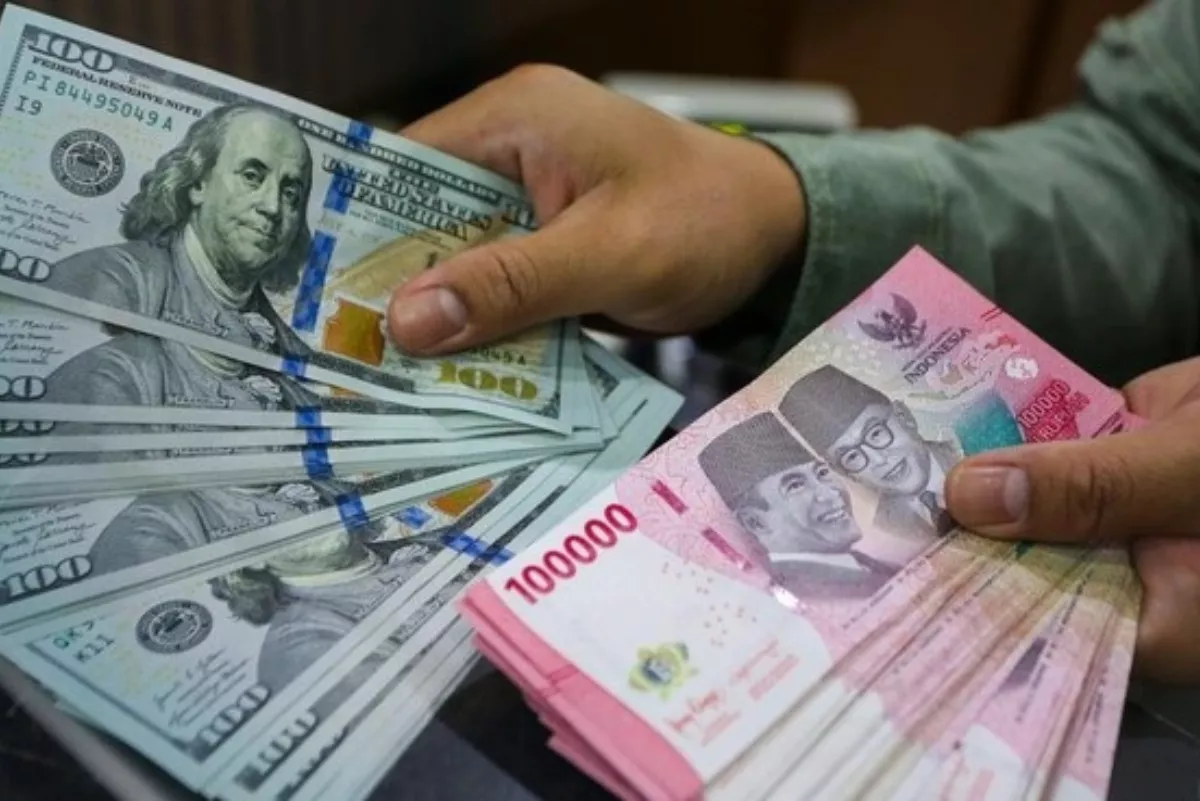 Pergerakan Rupiah Stagnan, Dolar AS di Rp17.710
