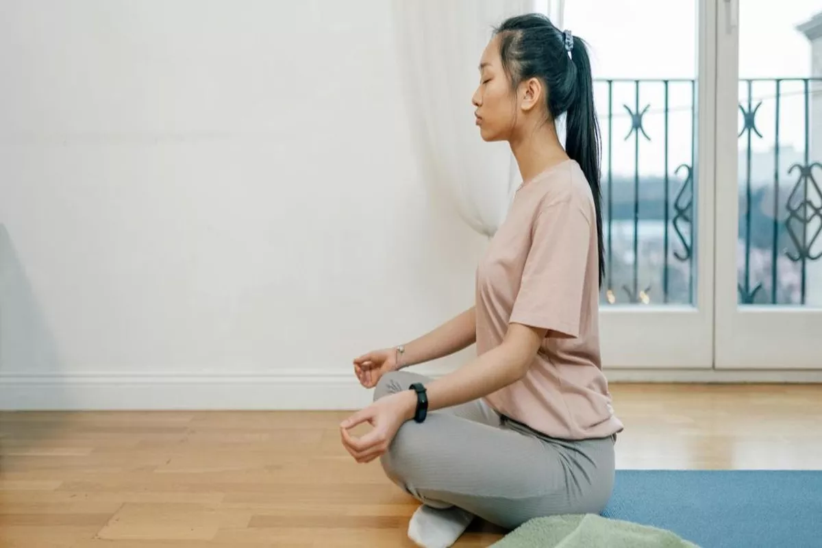 Manfaat Meditasi Di Pagi Hari untuk Kesehatan Mental yang Optimal