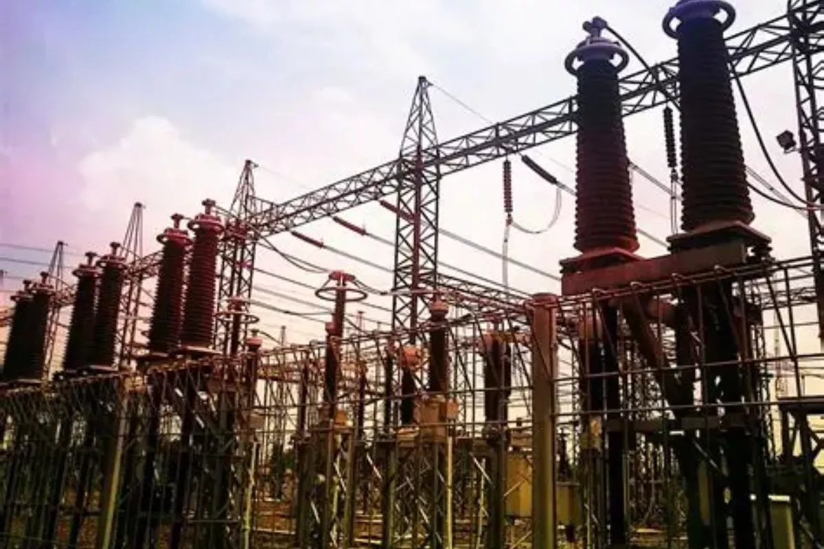 PLN Akui Dua Pembangkit Besar Gangguan, Picu Mati Lampu Bergilir 