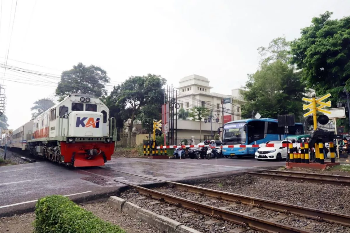 154 Gardu Perlintasan Kereta Rampung, Ratusan Petugas Disiapkan