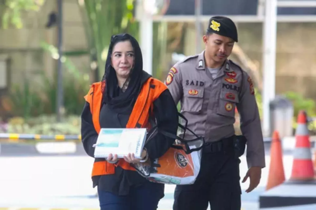 Kasus Fadia Arafiq: KPK Selidiki Transaksi Valas Bupati Pekalongan