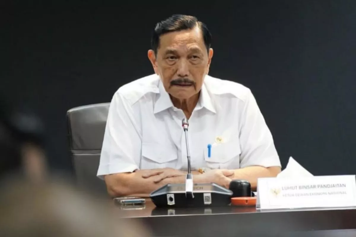Luhut: Uji Coba Bansos Cash Transfer Dimulai Awal 2027