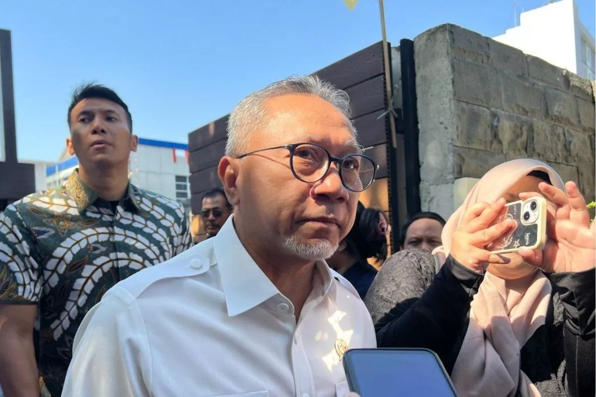 Menteri Kabinet Takziah ke Rumah Duka Rachmat Gobel