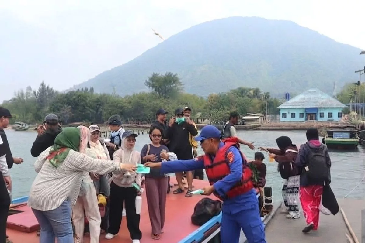 Aktivitas Anak Krakatau Melandai, Bakom Imbau Warga Waspada