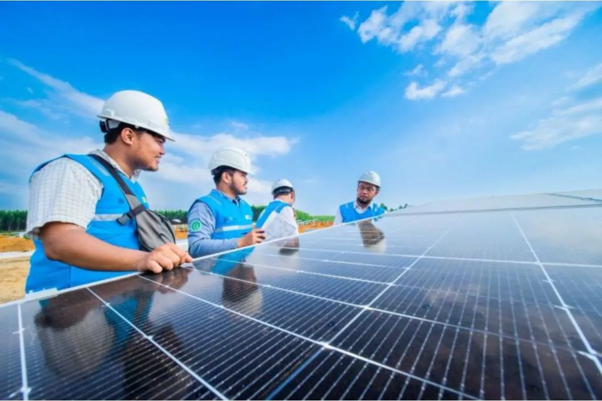 Target Energi Surya 100 GW Bisa Dipercepat Lewat Skema Atap 2026