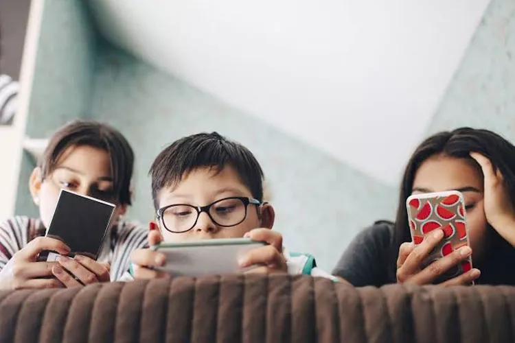 Tips Akses Media Sosial Anak Harus Diawasi Demi Keamanan Digital