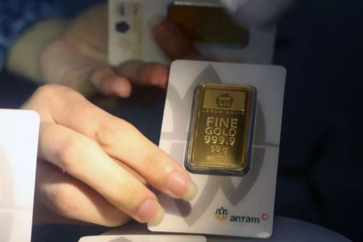 Turun Hari Ini, Emas Batangan Antam Dijual Rp2.633.000 per Gram