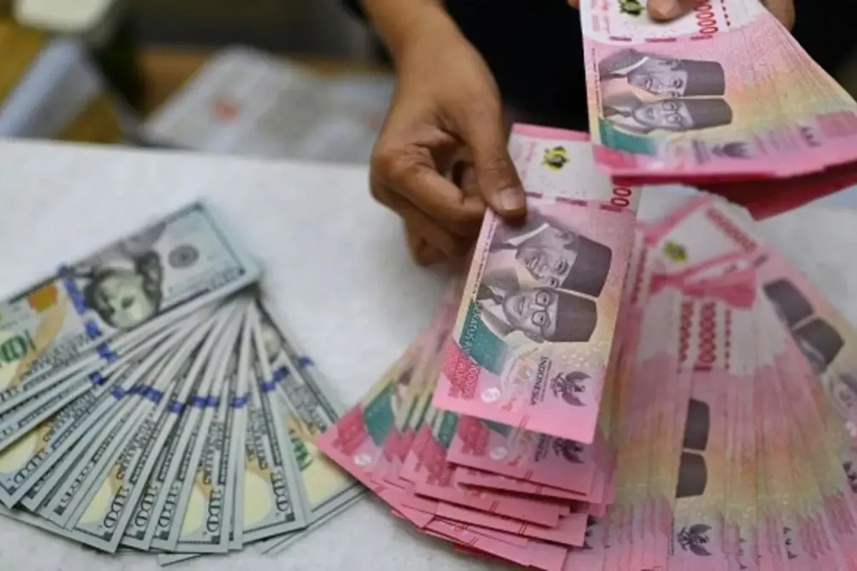 Kurs Rupiah Hari Ini Diprediksi Melemah dan Volatilitas Tinggi