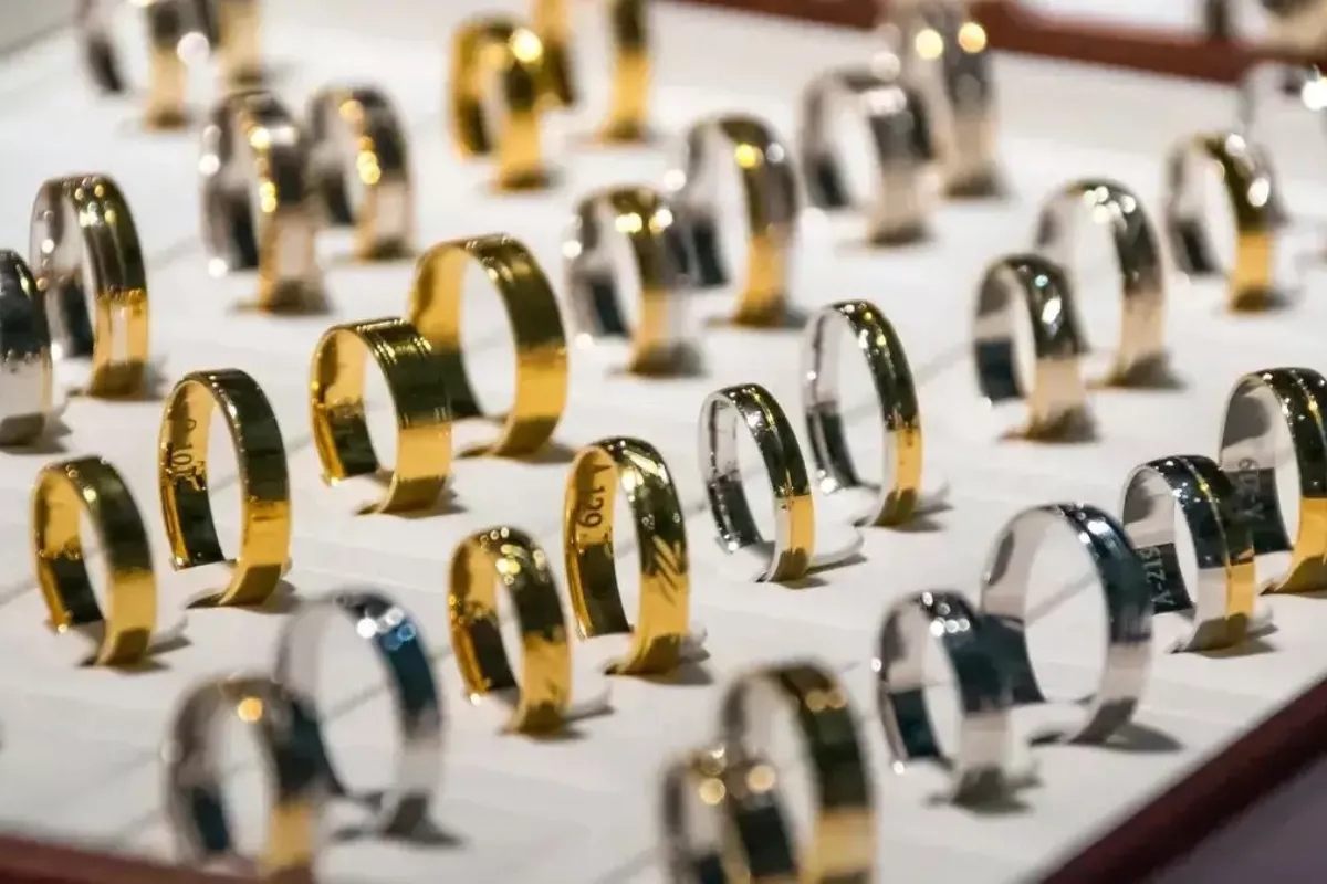 Harga Emas Perhiasan Kamis, 18 Juni 2026 Terpantau Solid, Cek Nilainya