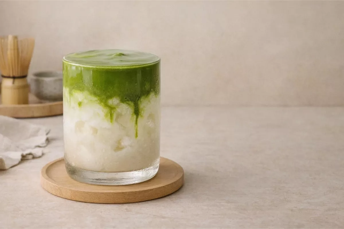 Cara Membuat Iced Matcha Cloud Latte ala Kafe, Gampang Banget!