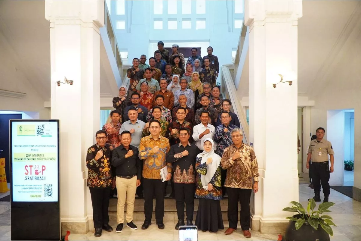 Tingkatkan Daya Tarik Kampus, Kemdiktisaintek Dorong Beasiswa KNB
