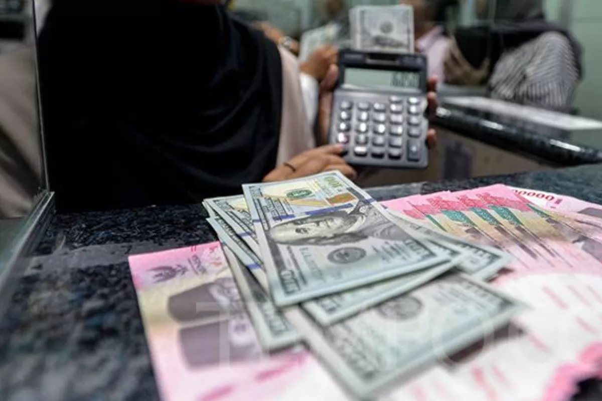 Nilai Tukar Rupiah Terhadap Dolar AS Berpotensi Melemah Hari Ini