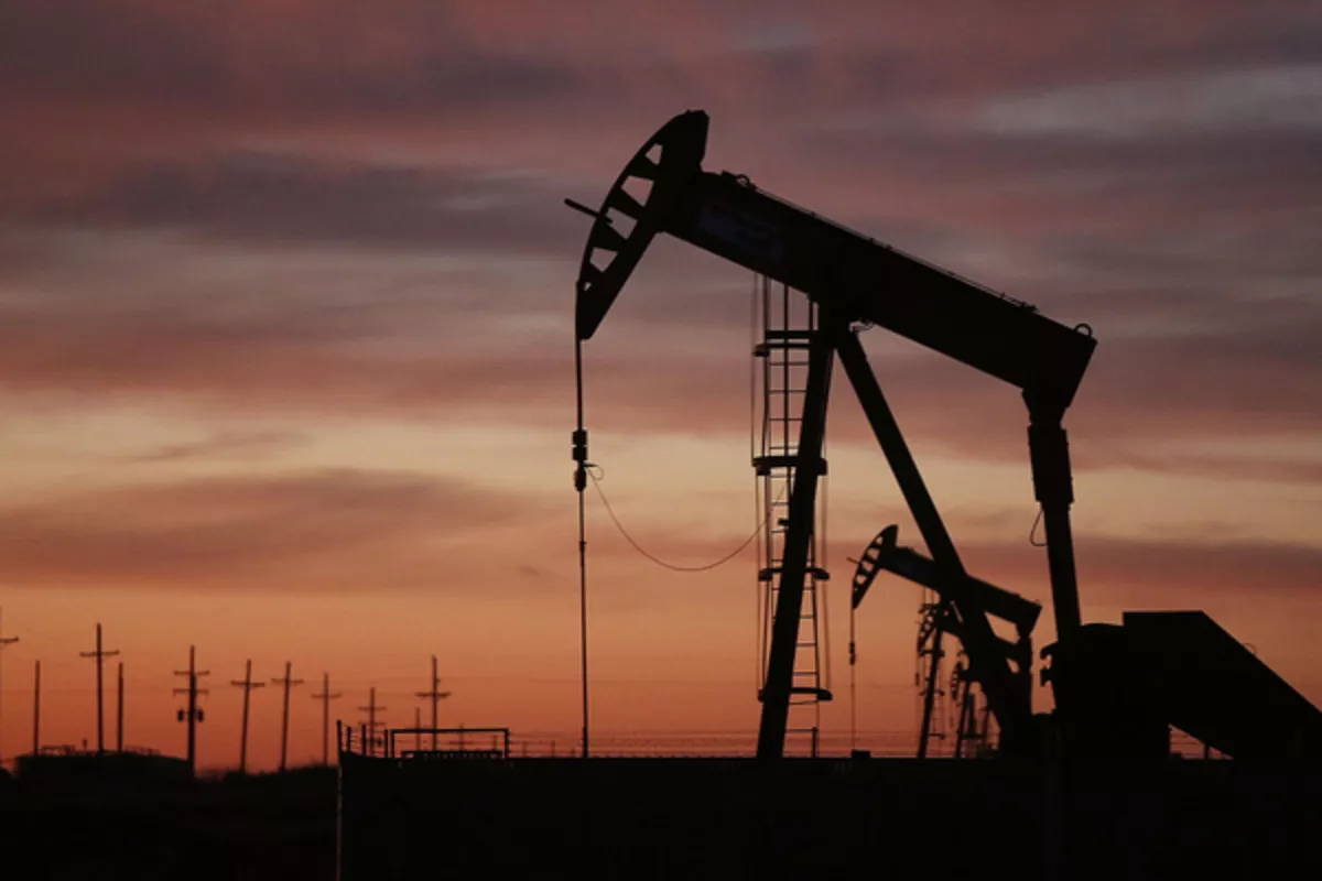 Harga Minyak Global Merosot, Analis Soroti Batas Penopang WTI dan Brent