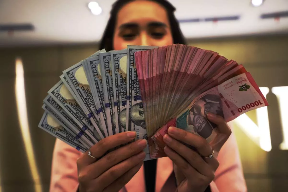 Rupiah Berisiko Melemah Lagi Usai Terdepresiasi 0,15 Persen