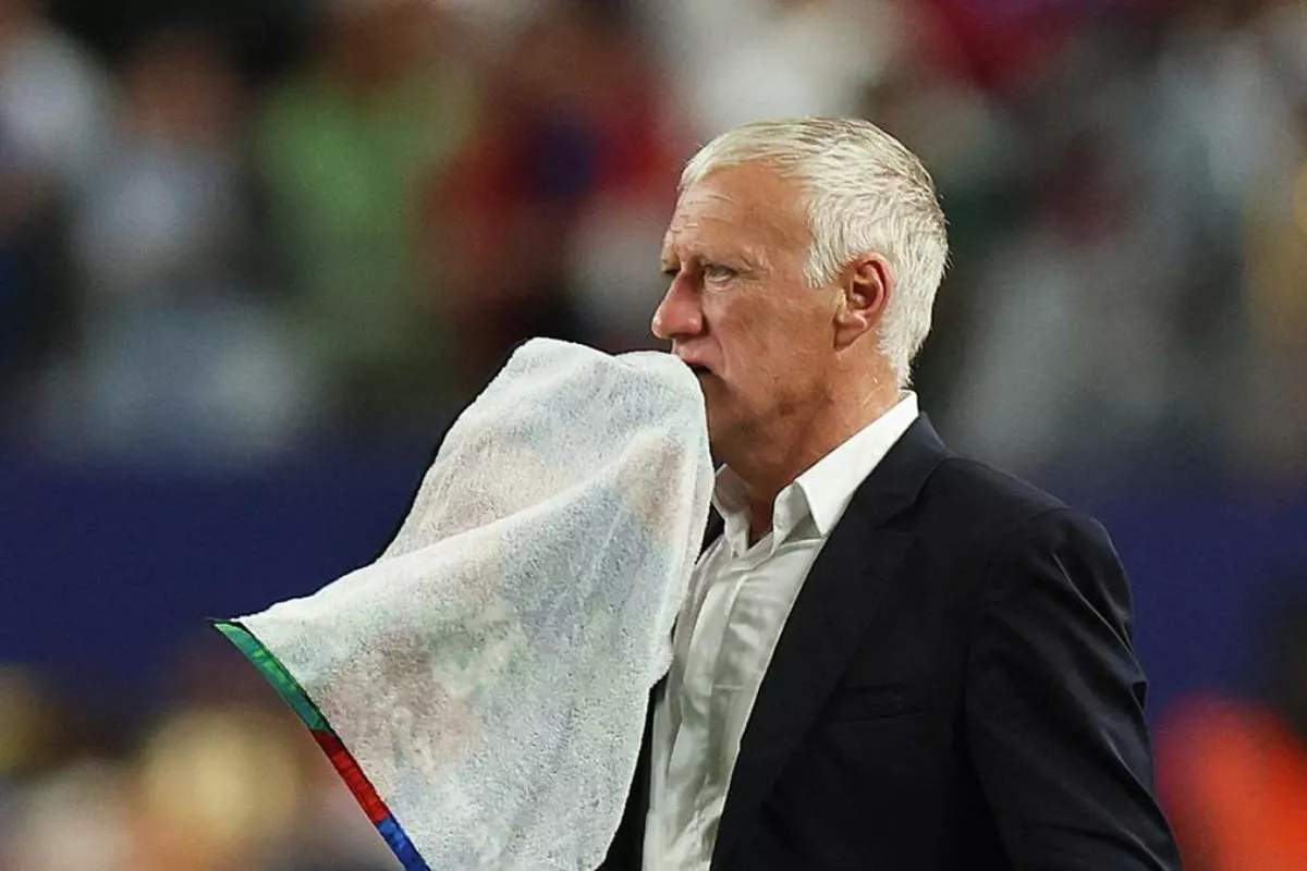 Ibunda Wafat, Didier Deschamps Tinggalkan Skuad Prancis