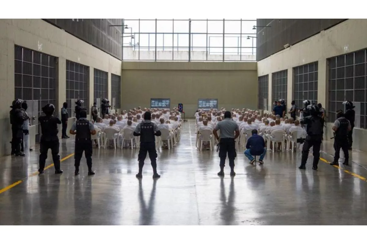 Sidang Massal Ratusan Anggota Geng MS-13 Digelar di El Salvador