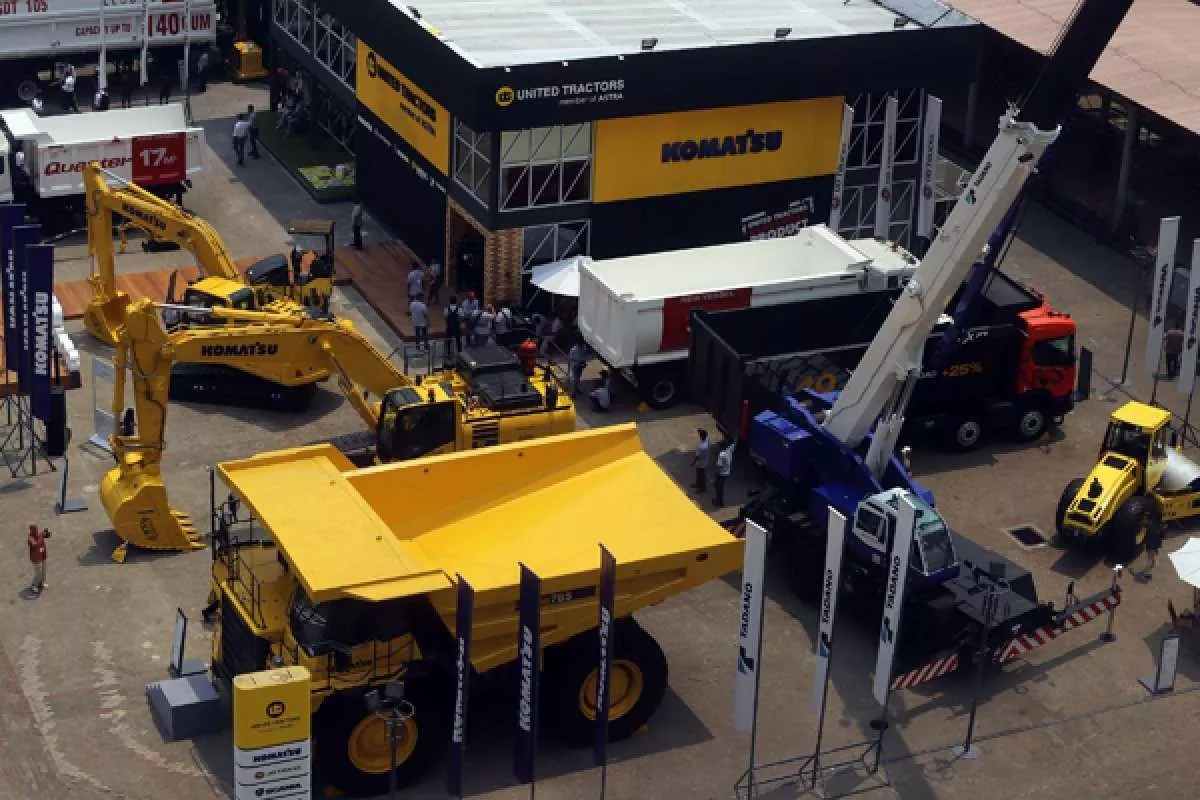 Volume Penjualan Alat Berat United Tractors Susut 28 Persen di 2026