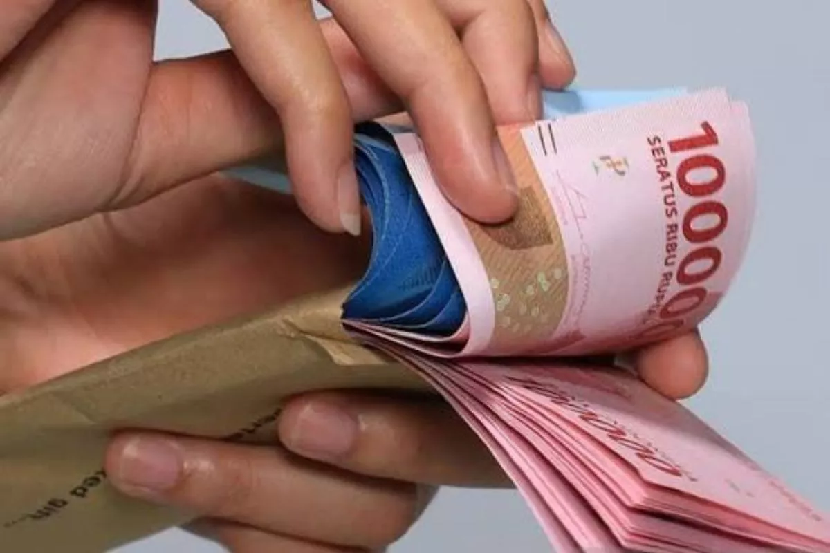 Rupiah Hari Ini Diproyeksi Bergerak di Rp17.950-Rp18.100 per Dolar AS