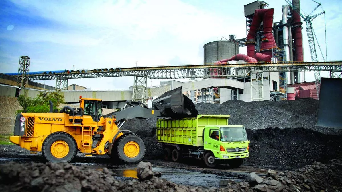 Kedaulatan Energi Global Lewat Hilirisasi Nikel Masif di Indonesia
