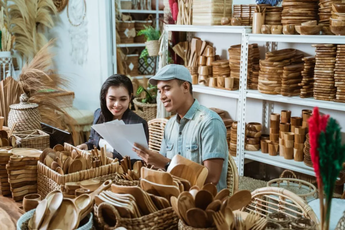 Syarat Pajak UMKM Terbaru Batas Omzet Suami Istri Rp4,8 Miliar