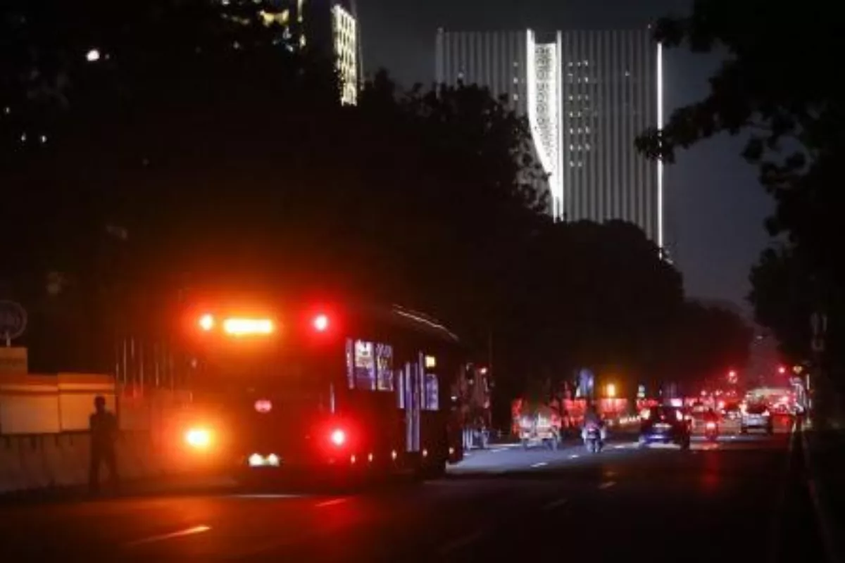 Padamkan Lampu 1 Jam, Jakarta Berhasil Kurangi 60,14 Ton Emisi Karbon