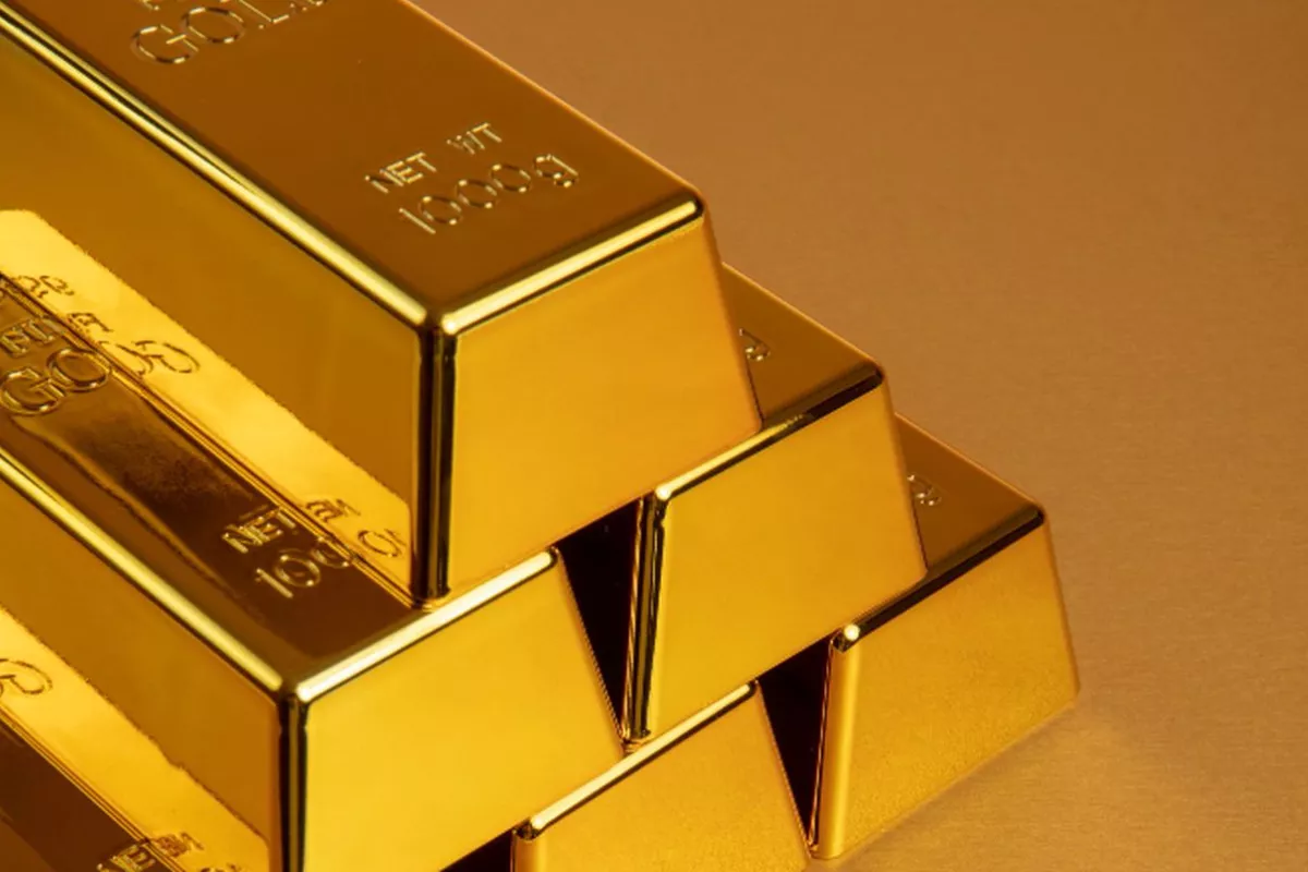 Harga Emas Dunia Anjlok ke Level Terendah sejak Akhir Maret