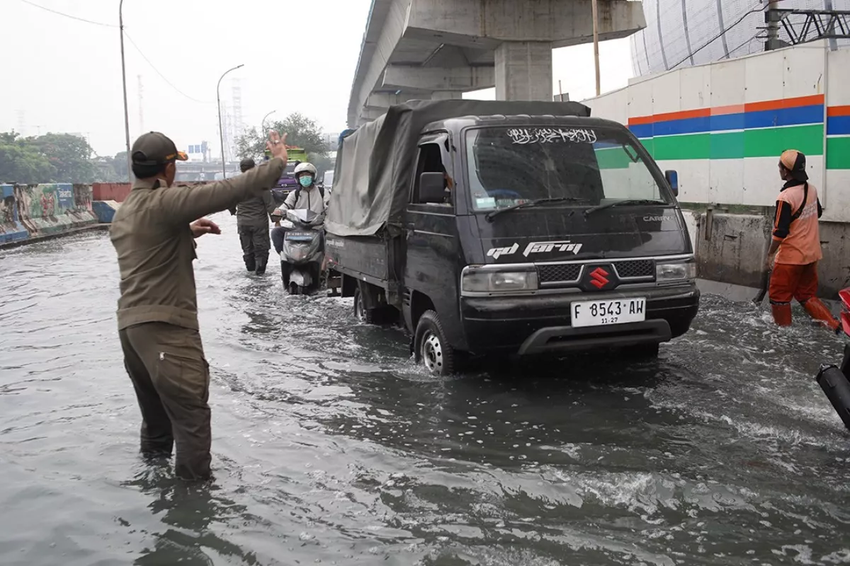 Waspada Banjir Rob Jakarta Utara Hingga 8 Mei 2026